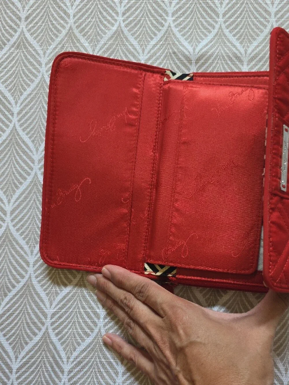 Vera Bradley Bright Red Quilted Wristlet Wallet - Picture 4 of 5